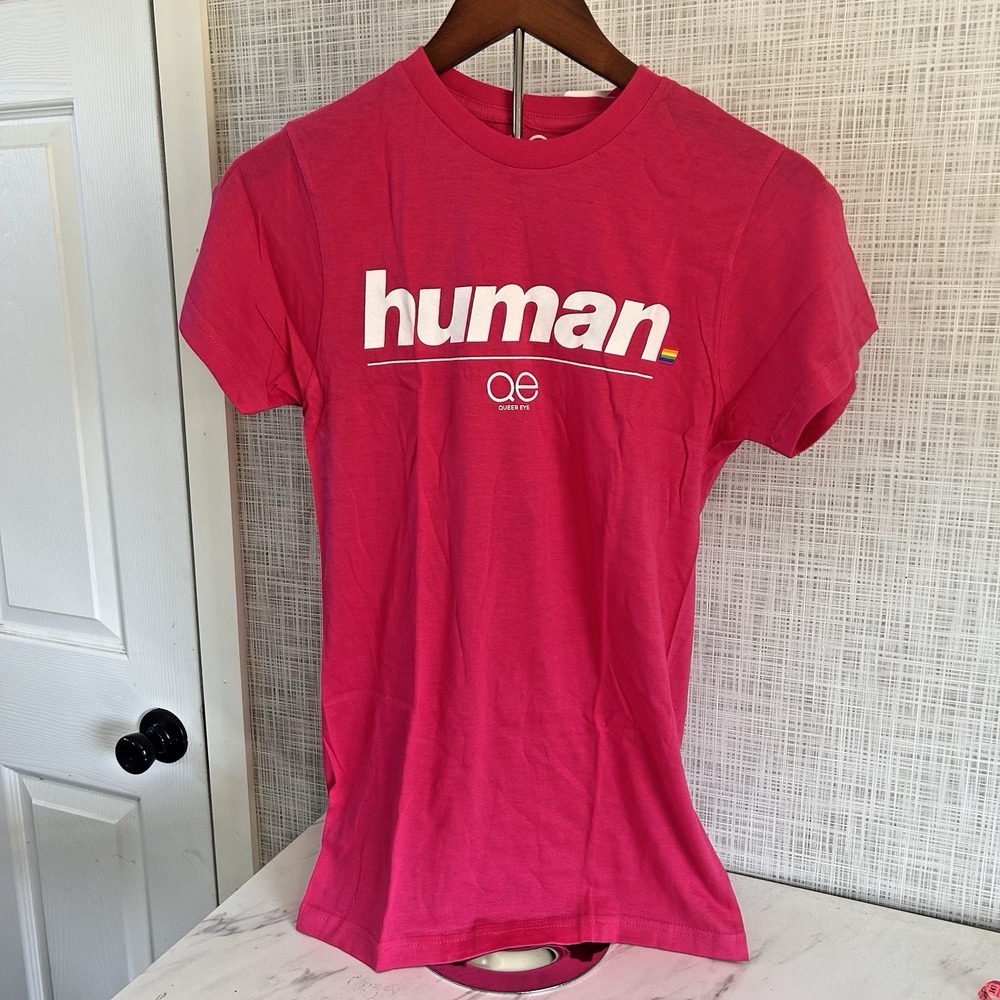 Queer Eye T-Shirt Netflix Human Rainbow Magenta LGBTQIA+ Unisex XS XSmall BxOO‎
